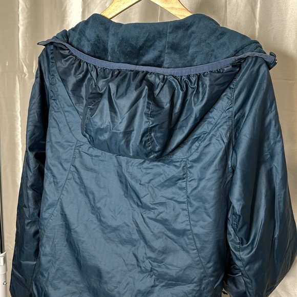 The North Face Pitaya 2 Hoodie in Blue Wing Teal - Picture 6 of 8